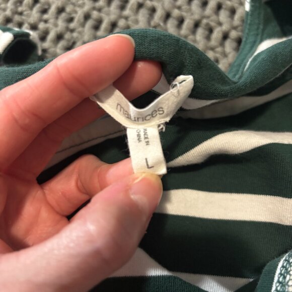💚 Maurices L Long Sleeve Stripe 100% Cotton Knit Top Green & White - Picture 3 of 3